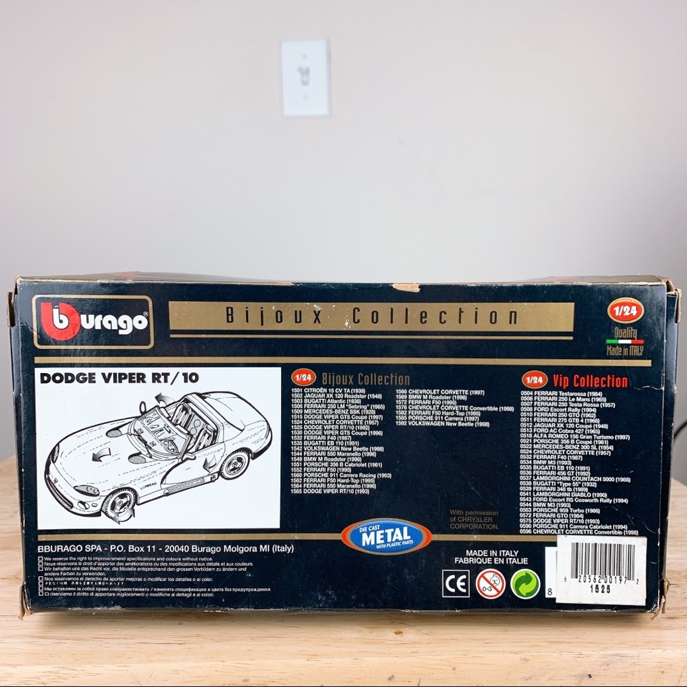 1992 Dodge Viper RT/10 Collectible - Picture 10 of 11